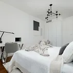 Premium Lux Apartments Unique Tower Heart Of Warsaw By Renters Prestige
