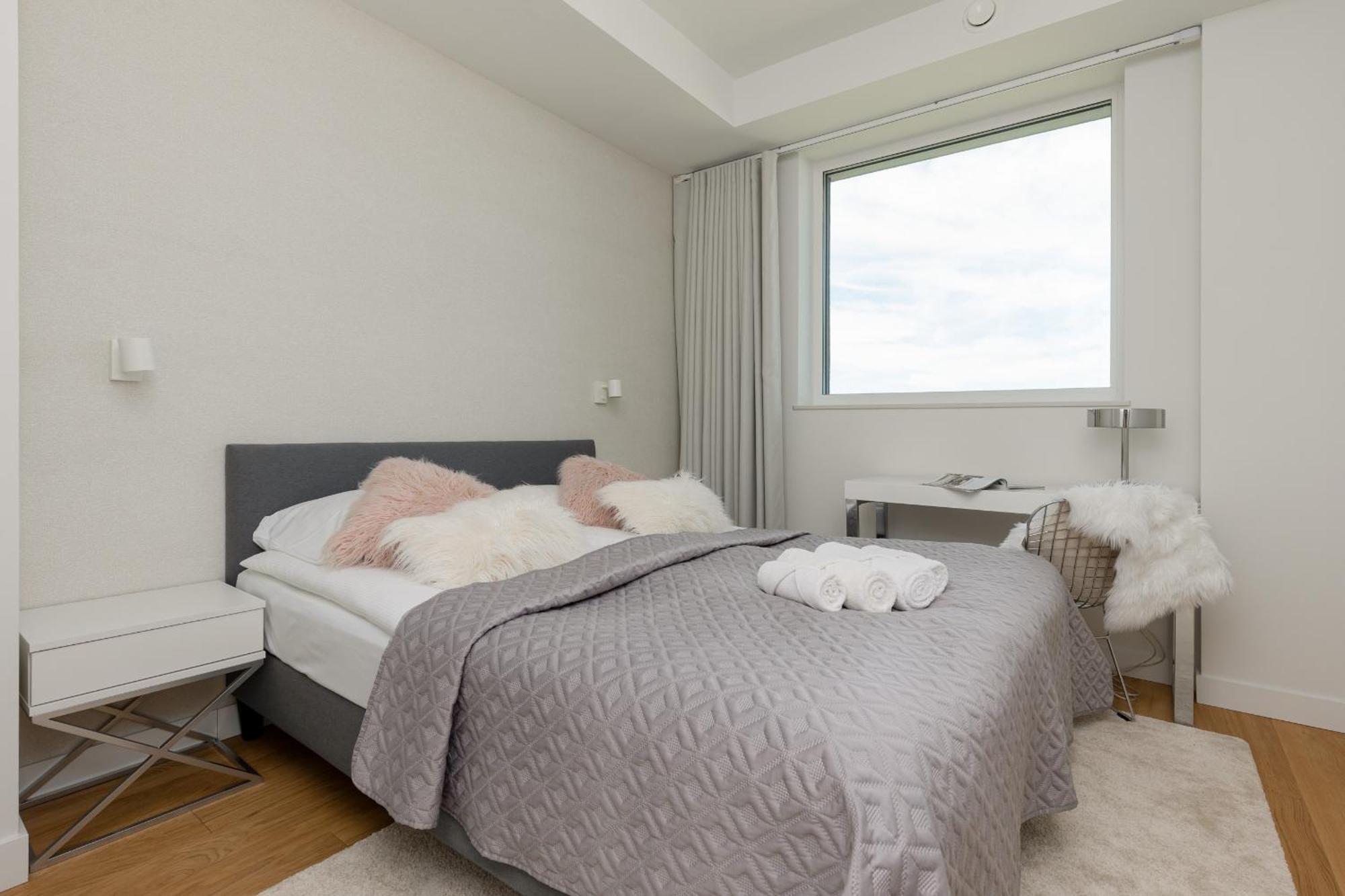 Premium Lux Unique Tower Heart Of By Renters Prestige Apartment *