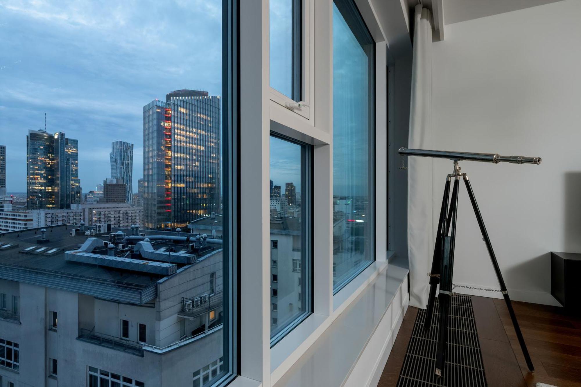 Premium Lux Unique Tower Heart Of By Renters Prestige *