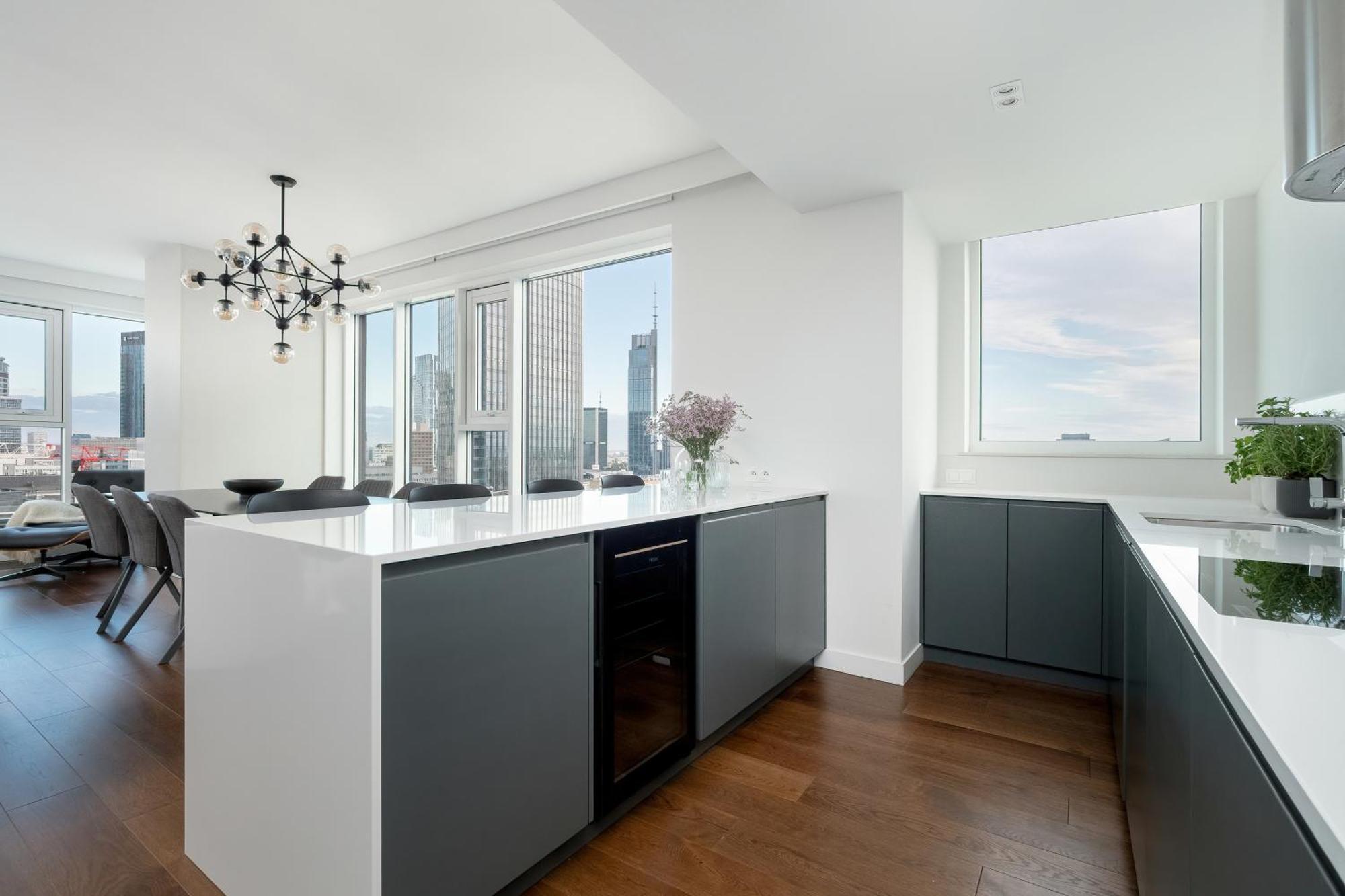 Premium Lux Unique Tower Heart Of By Renters Prestige Apartament